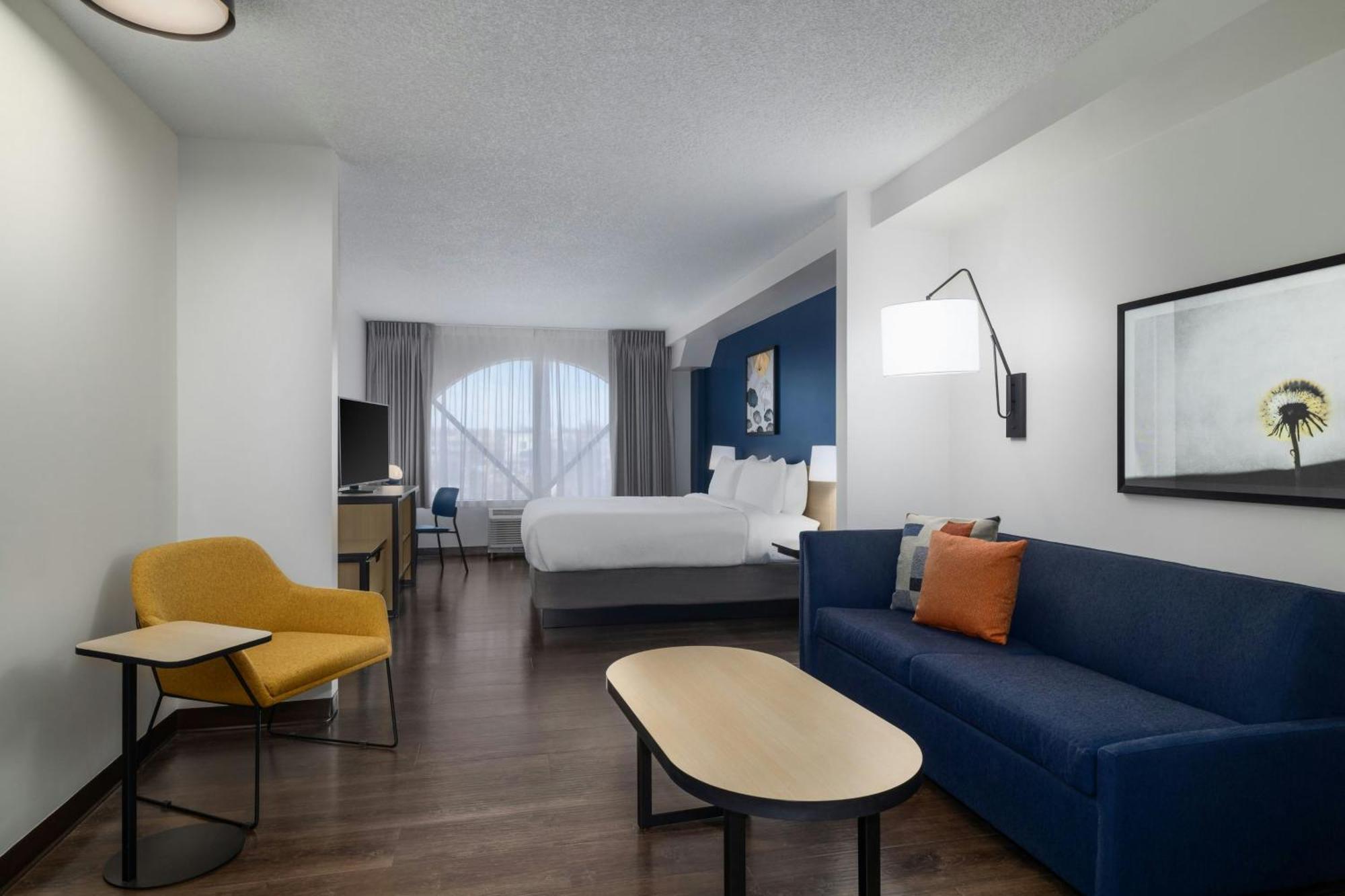 King Suite with Sofa Bed